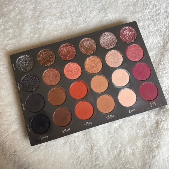 TATI BEAUTY Textured Neutrals Vol. 1 Eyeshadow Palette - Authentic, Gently Used - Picture 4 of 9